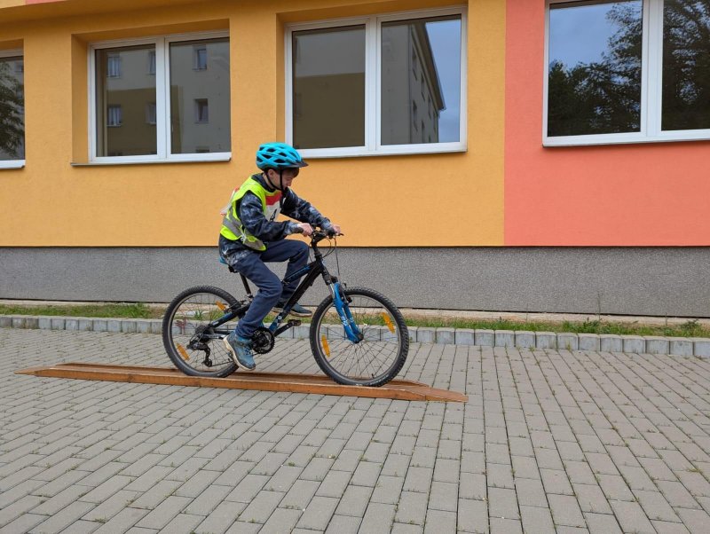 Páťáci na dopravním hřišti