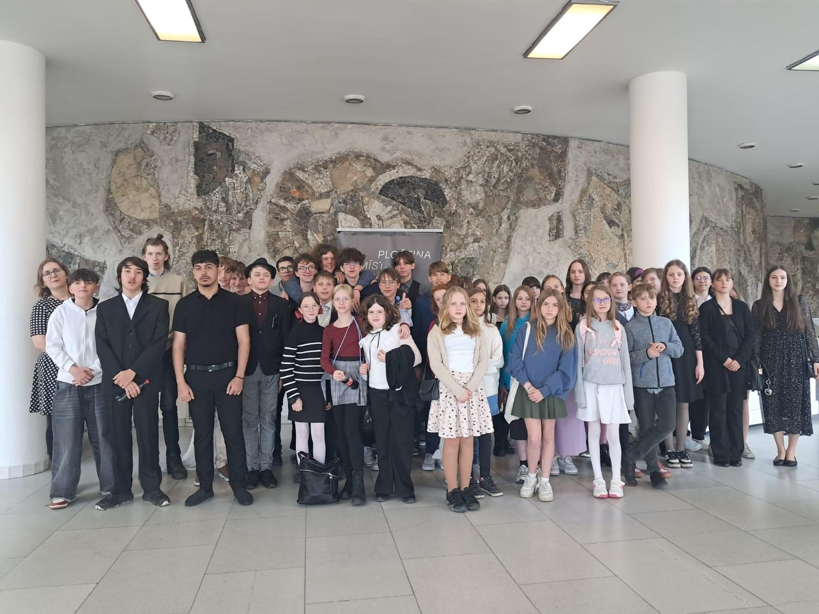 Divadelní představení